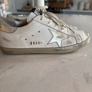 Golden Goise Superstar